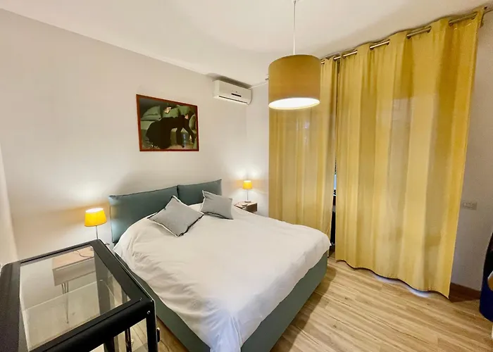 La Casa Delle Camelie * Rom