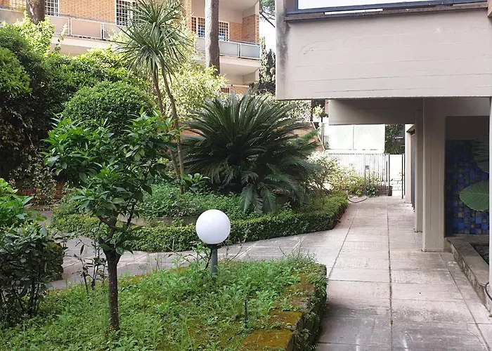 La Casa Delle Camelie Rom